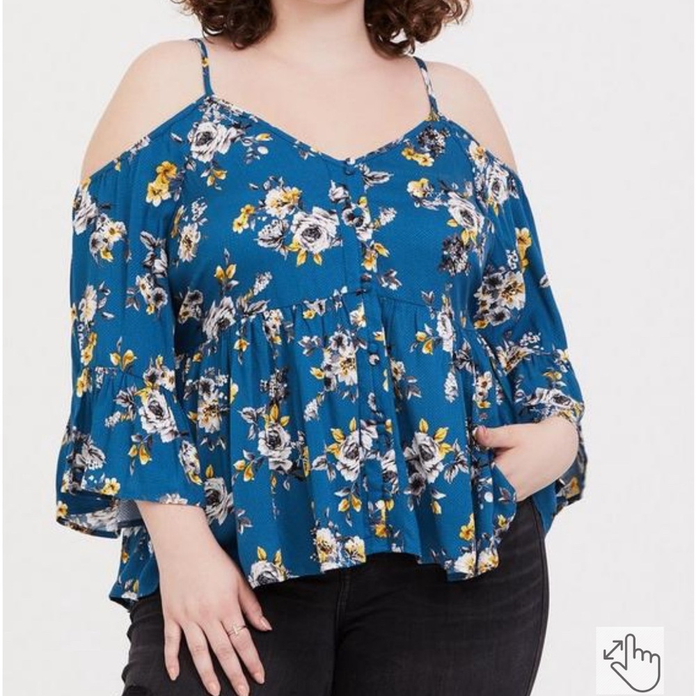 Torrid Blue Floral Cold Shoulder Top Size 3